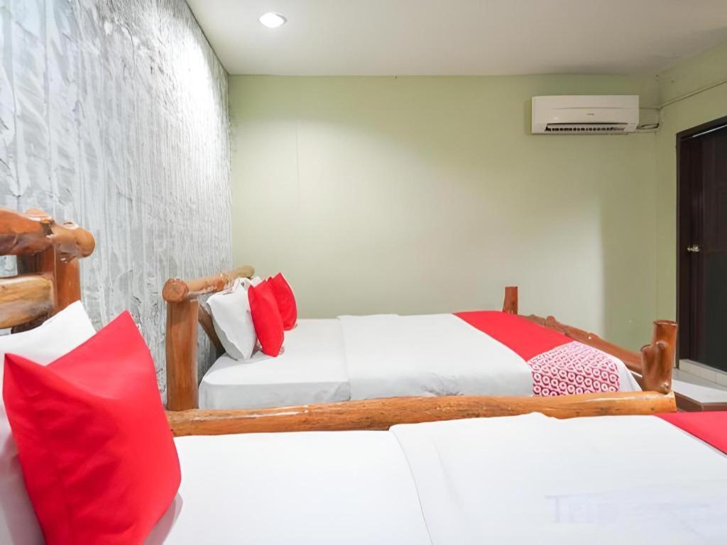 900 Inn Bintulu Exteriér fotografie